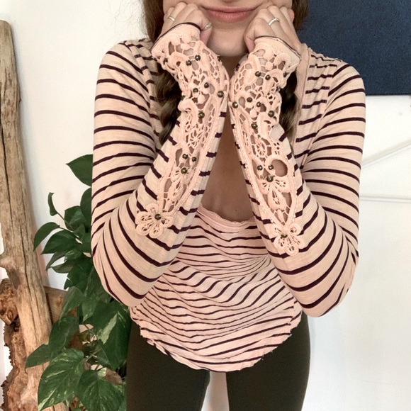 Free People Tops - Free People Long Sleeve Shirt with Lace Sleeves